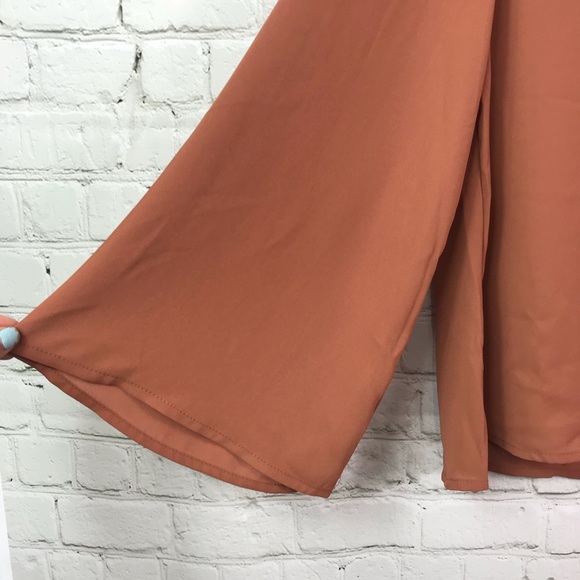 Forever21 Mauve Bell bottom Blouse - Picture 3 of 6